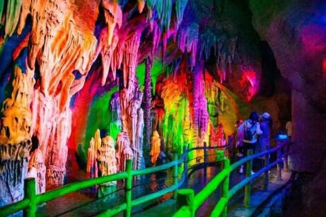 [AsiaNet] 이수이 지하대협곡, 1억 년의 세월이 만든 지질의 신비