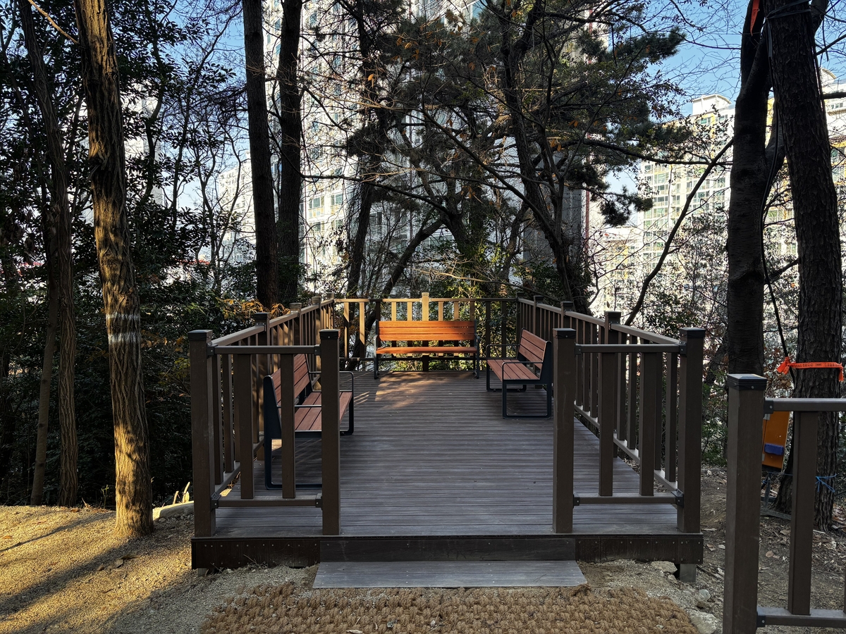 해운대구, 재반누리공원 숲속 산책길 '안전하고 쾌적하게'