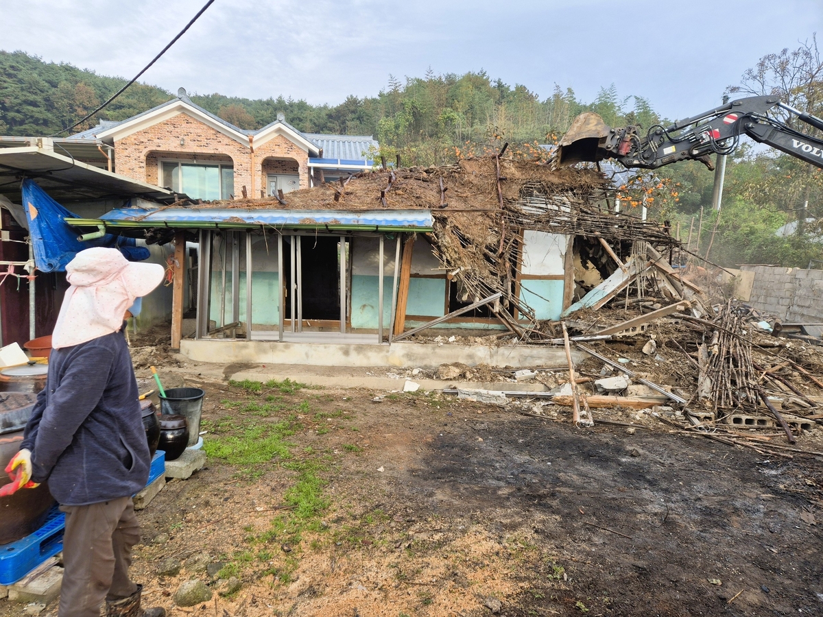 장성군, 농촌 빈집 정비 팔 걷었다