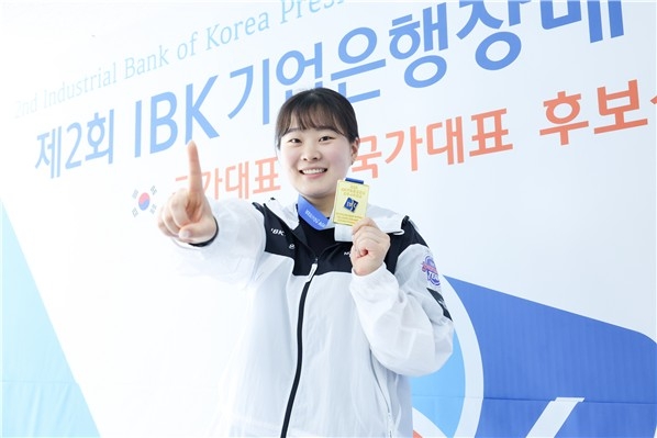 여자 50ｍ 소총 3자세 결선 한국 신기록을 수립한 김지은