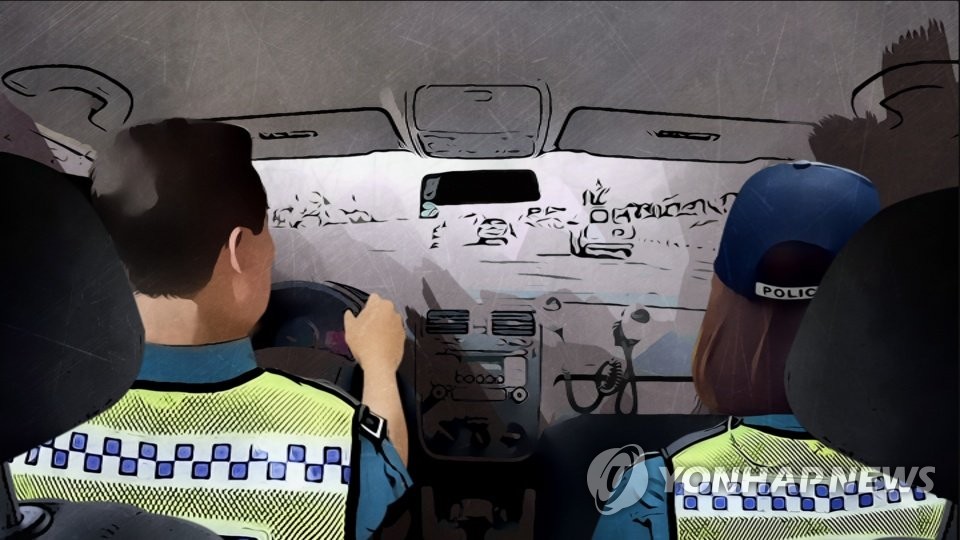 순찰차 내부
