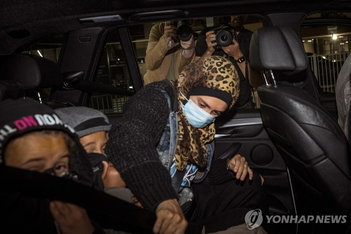 시리아서 귀국한 호주인 IS 가족