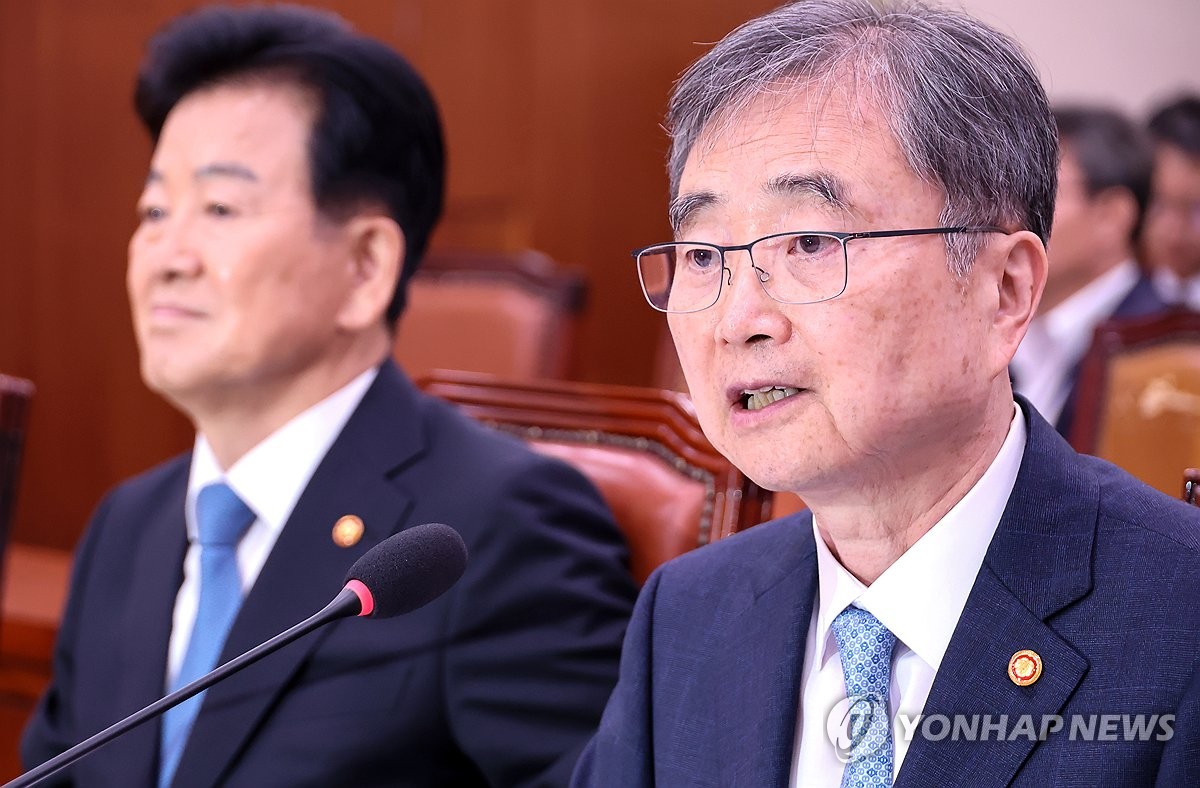 '나무호 피격 사건' 질의에 답하는 조현 외교부 장관