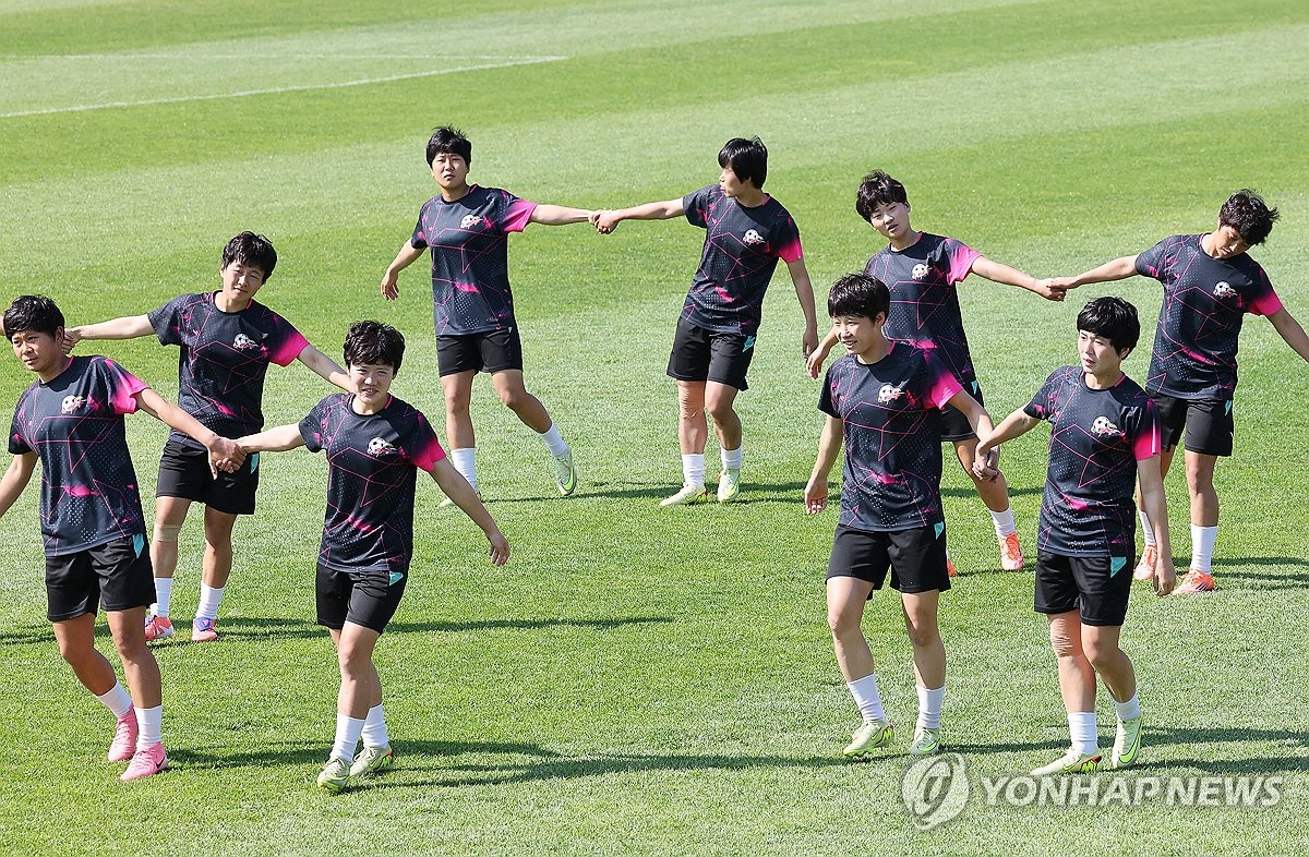 결승전 앞두고 훈련하는 내고향여자축구단