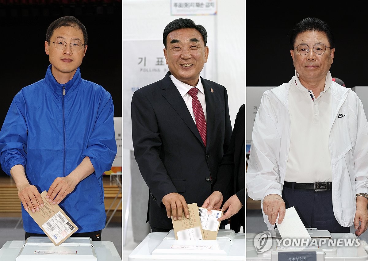 사전투표하는 울산시장 후보들
