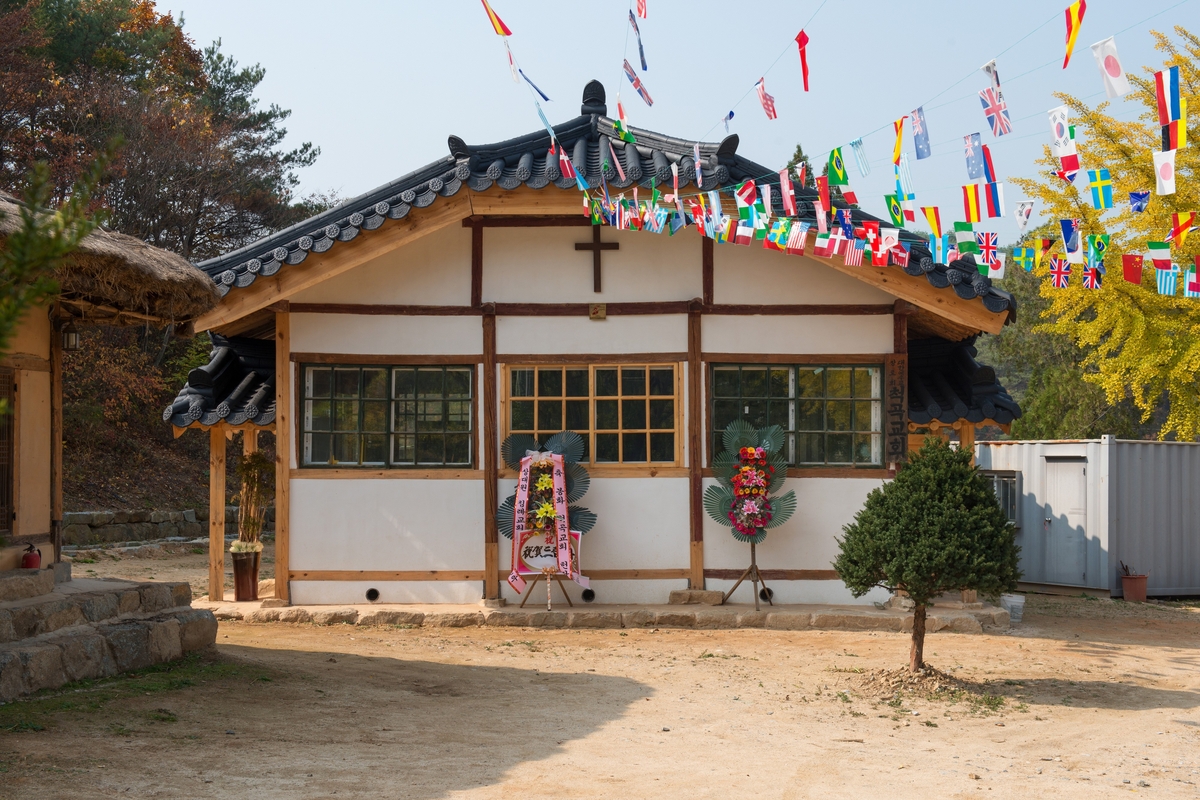 국가등록문화유산인 봉화척곡교회 예배당 정면