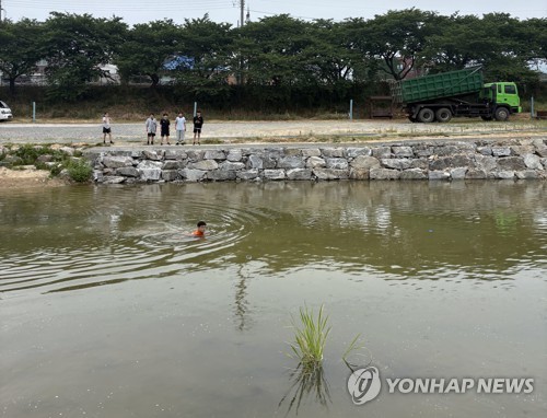 충남 서산시 해미면 해미천 사고 현장