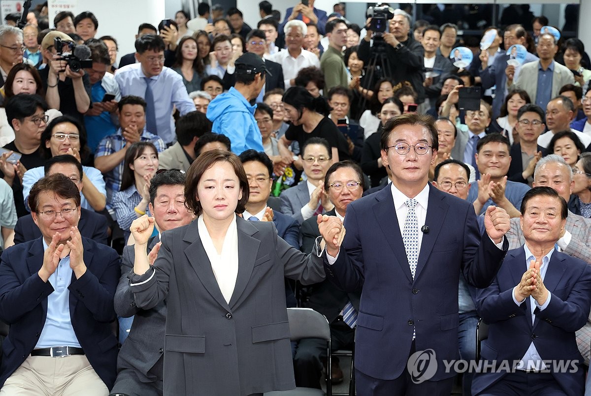 전재수, 부산시장 당선 확실