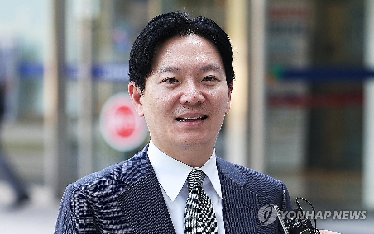 증인 출석하는 박상용 검사