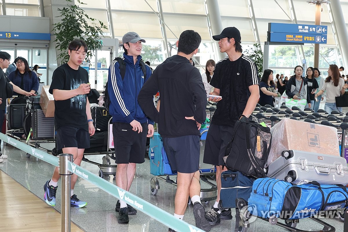 펜싱 국대, 개인 장비 급하게 빌려 출국