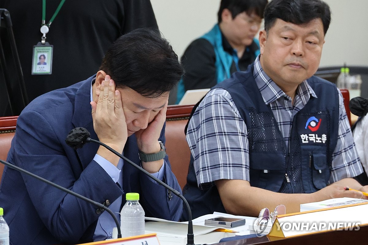 노동계 내년 최저임금 최초 요구안 1만2천원 제시