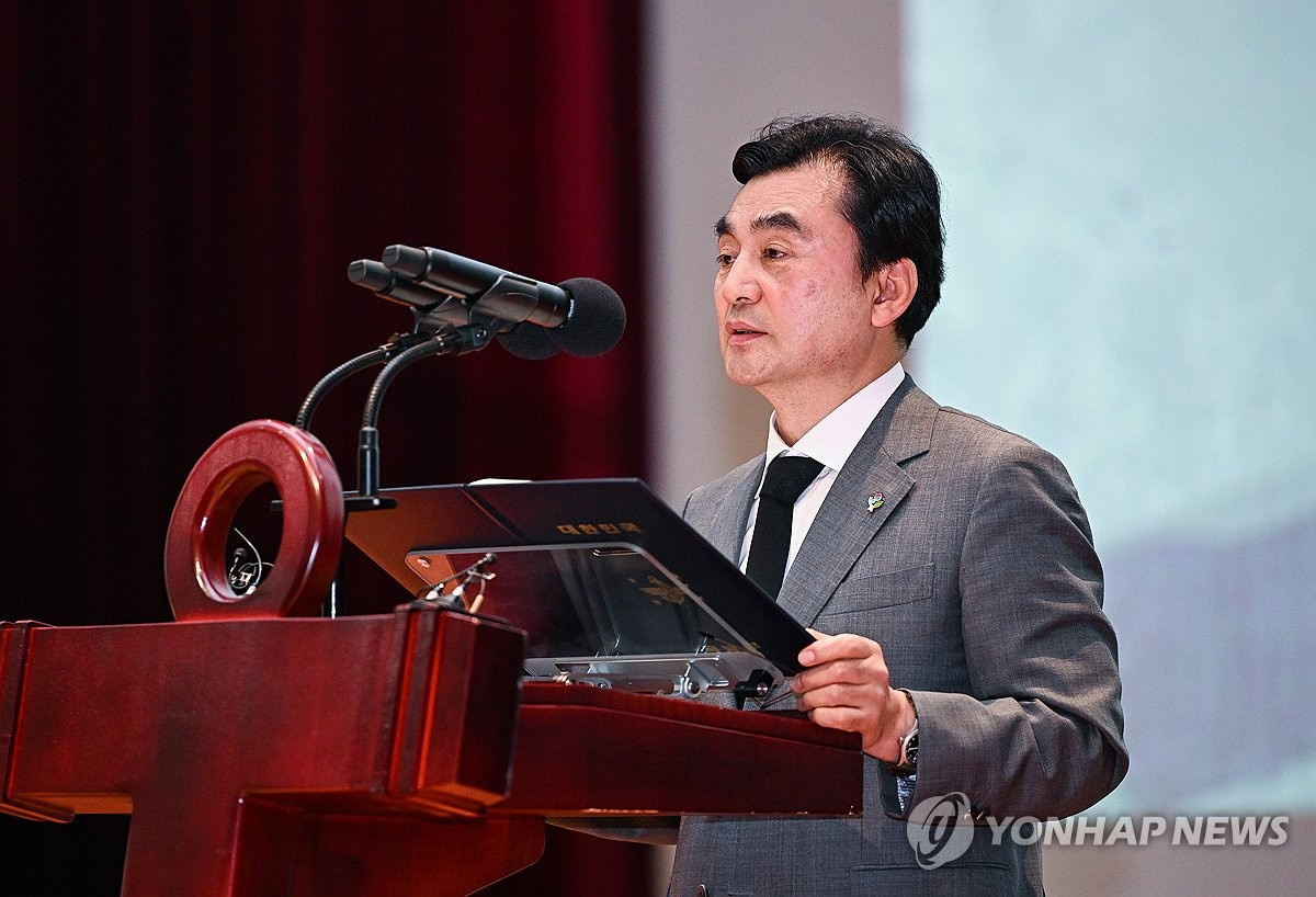 기념사 하는 안규백 국방부 장관