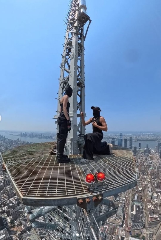 안젤라 니콜라우가 자신의 인스타그램에 올린 사진