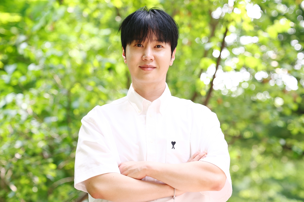 연합뉴스와 인터뷰하는 라포엠 카운터테너 최성훈