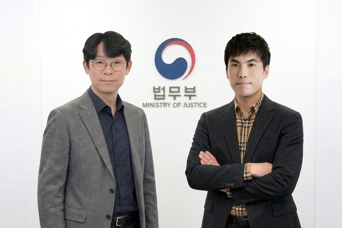왼쪽 서재응 사무관, 오른쪽 이상현 책임관