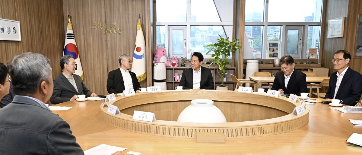 오세훈 서울시장, 박판준 육사 동창회장 등 면담