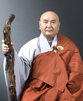근일 대종사 입적