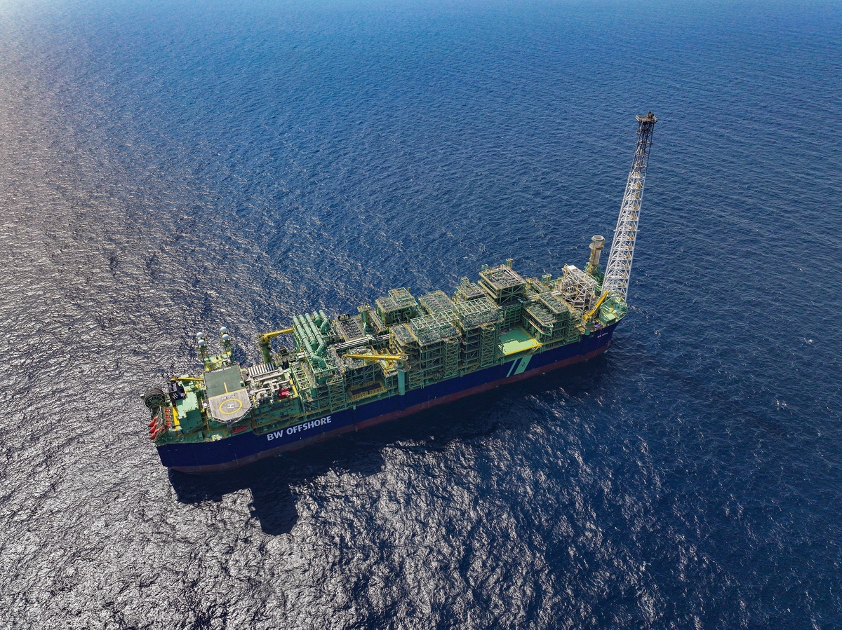 호주 바로사 가스전에 설치된 부유식 복합생산설비(FPSO) 전경