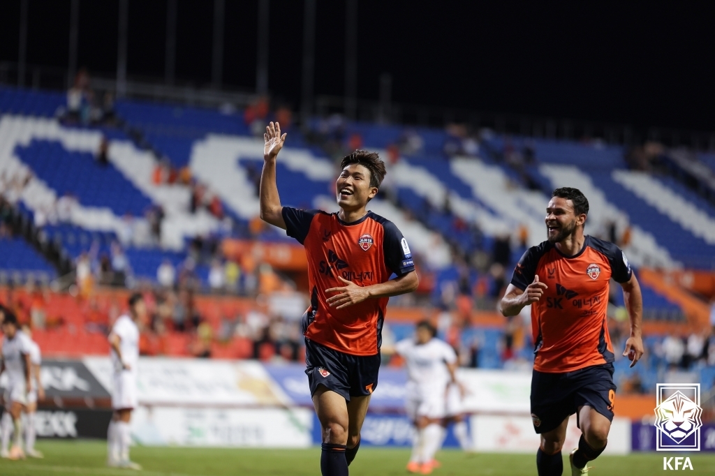 제주의 동점골 주인공 박창준
