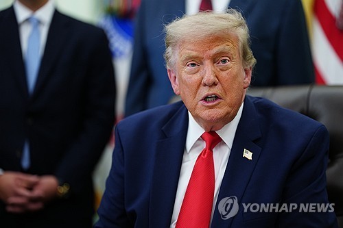 발언하는 트럼프 대통령 