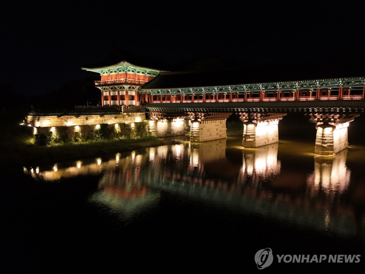 경주 월정교 야경