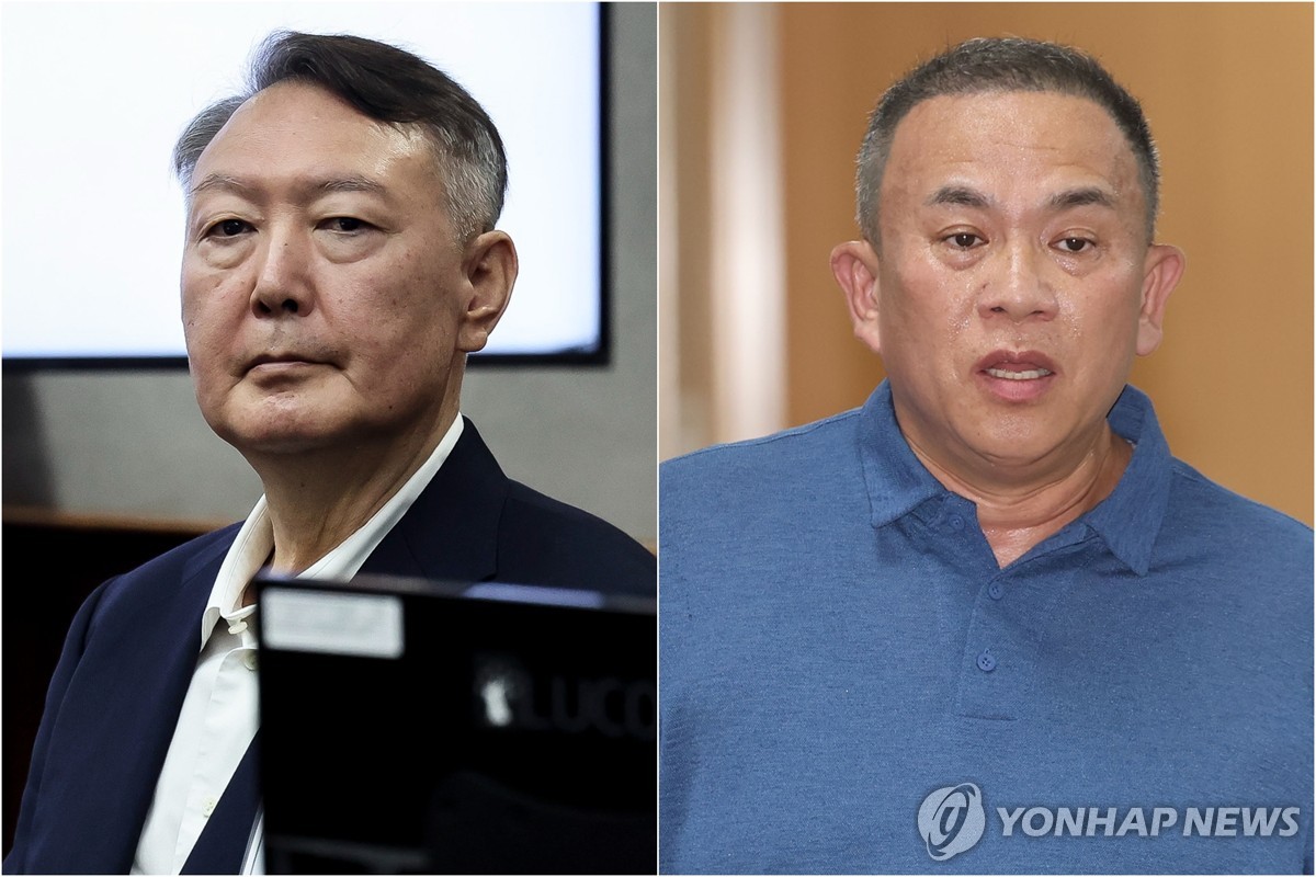 윤석열 전 대통령(왼쪽)과 명태균 씨