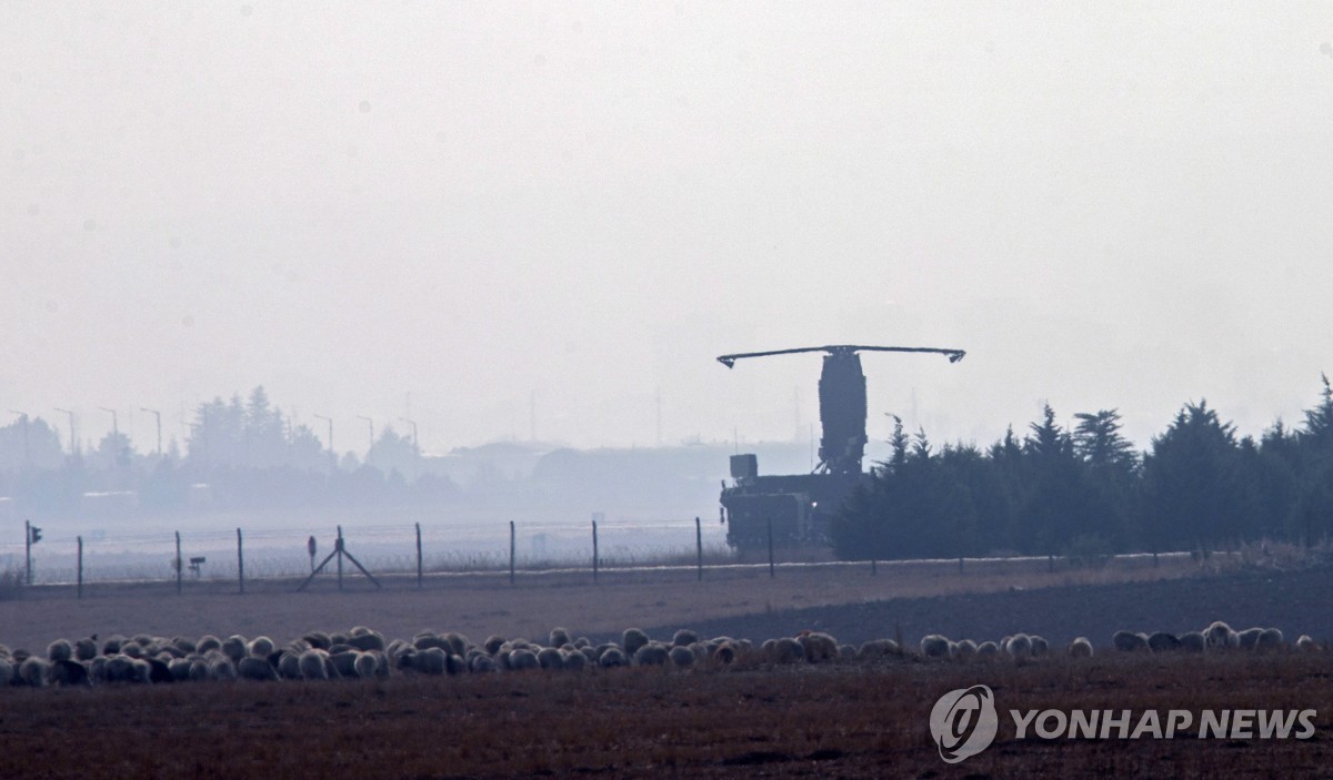 튀르키예 공군기지에 설치된 러시아제 S-400 방공체계
