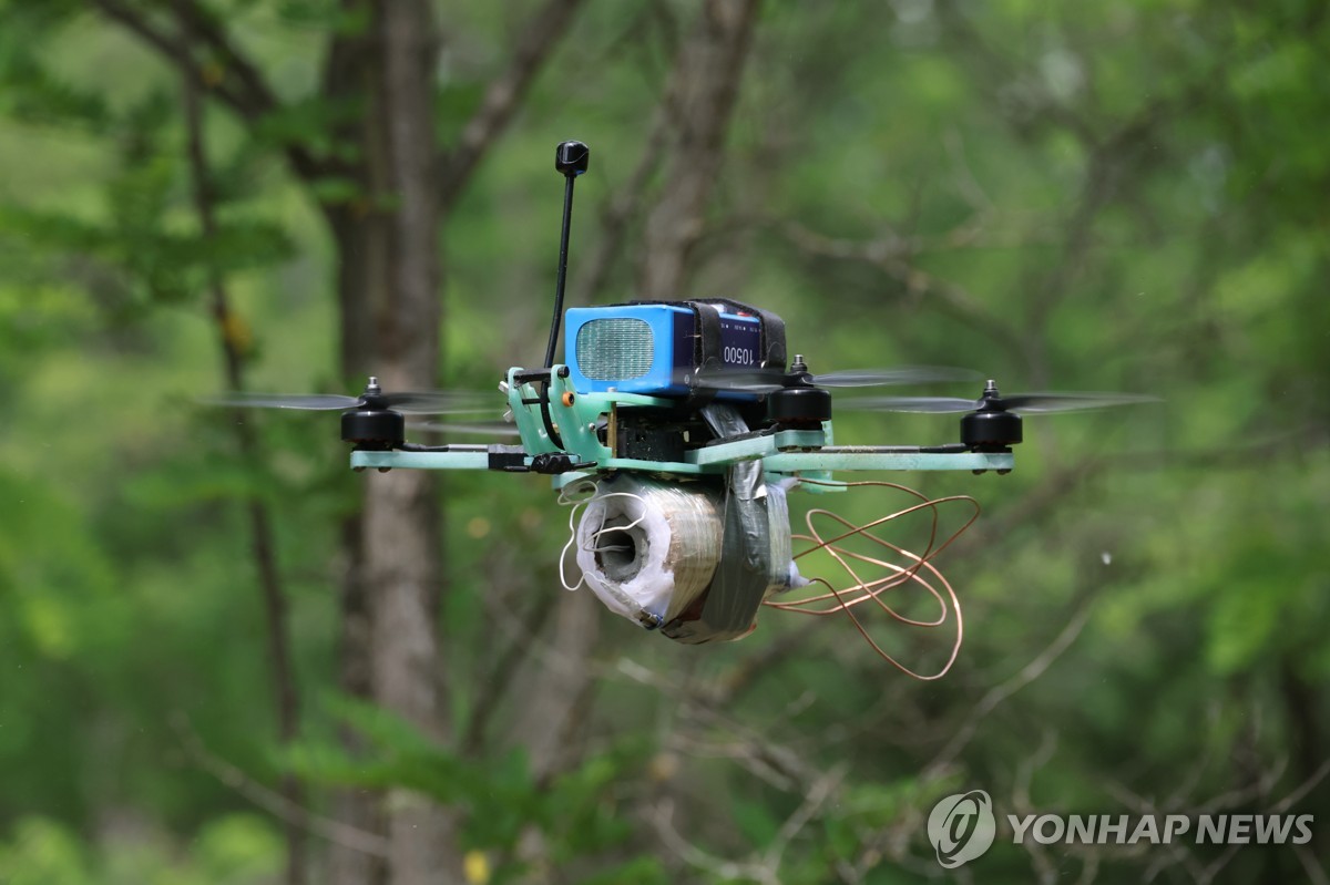 자포리자 전선에 배치된 러시아군 FPV 드론