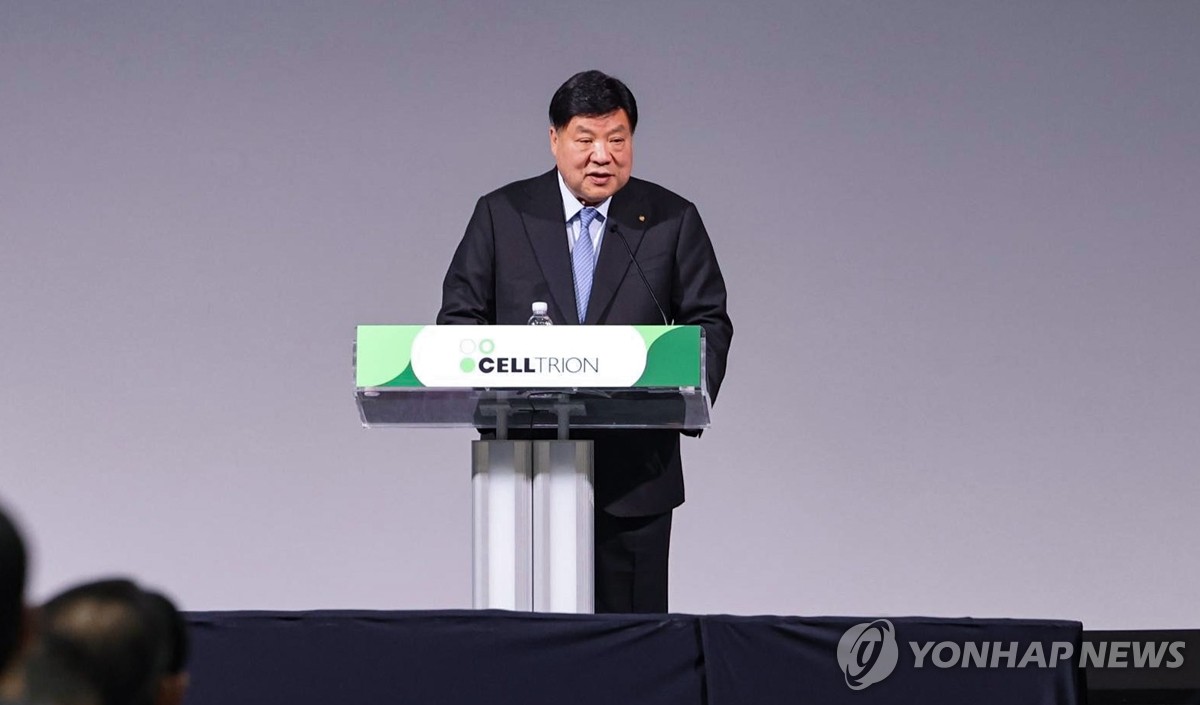 셀트리온 주주총회서 발언하는 서정진 회장