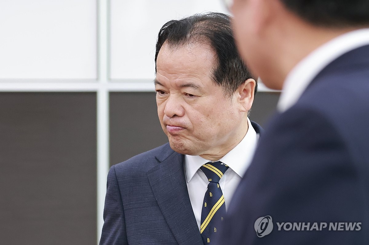 국정조사 출석하는 위철환 중앙선관위원장 직무대행