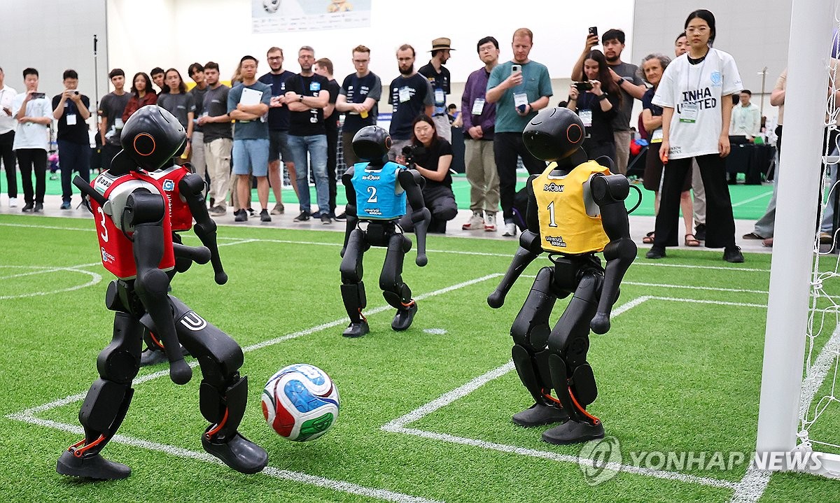 휴머노이드 로봇 축구 리그