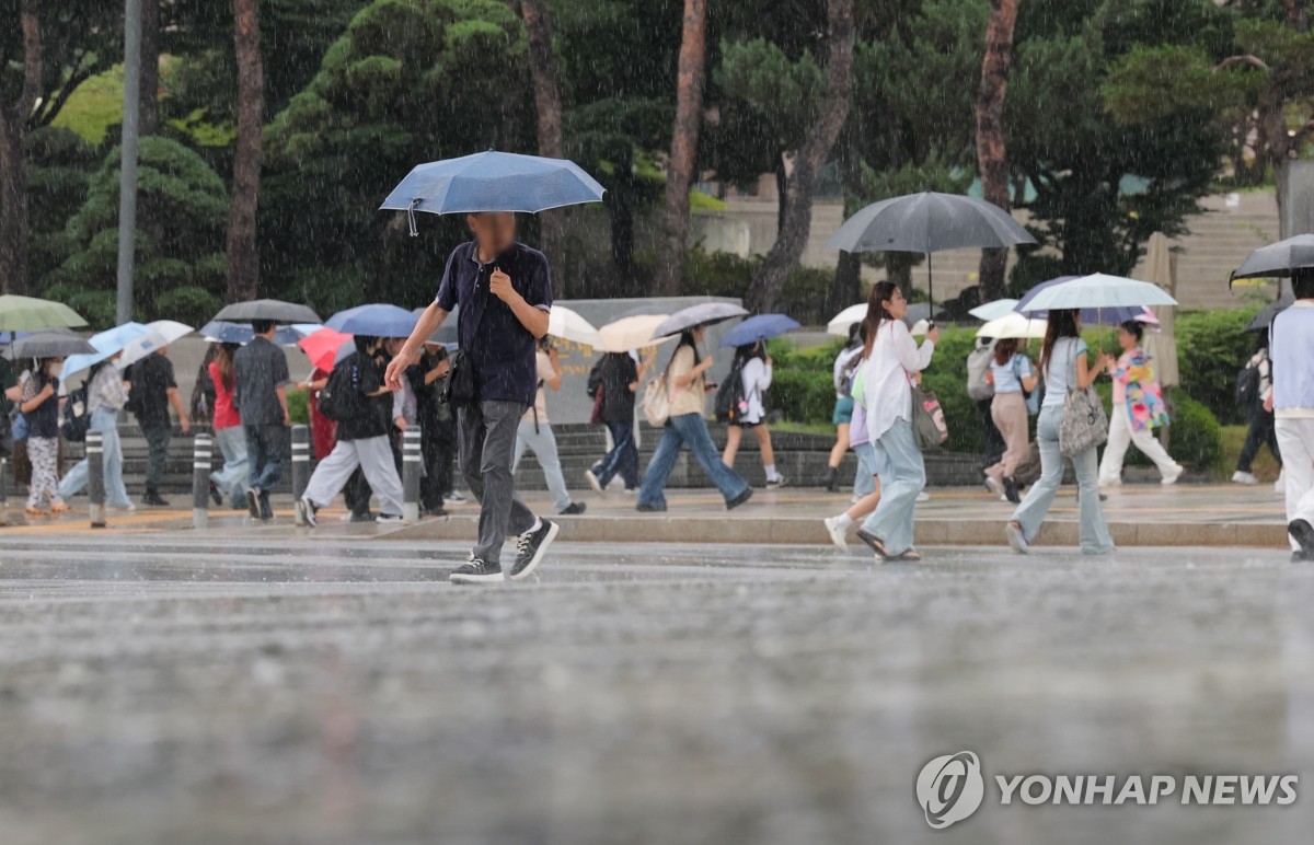 비 내리는 서울