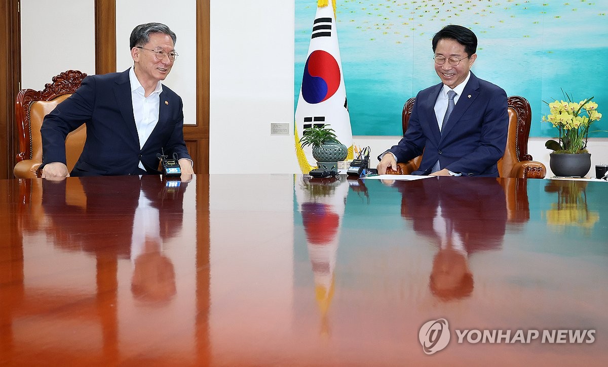 조정식 국회의장, 정성호 법무부 장관 접견