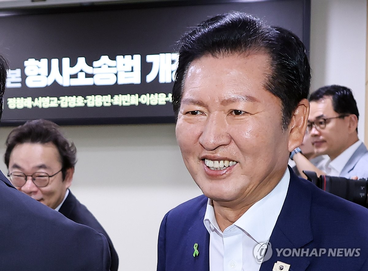 형사소송법 개정 토론회 참석하는 정청래 전 대표