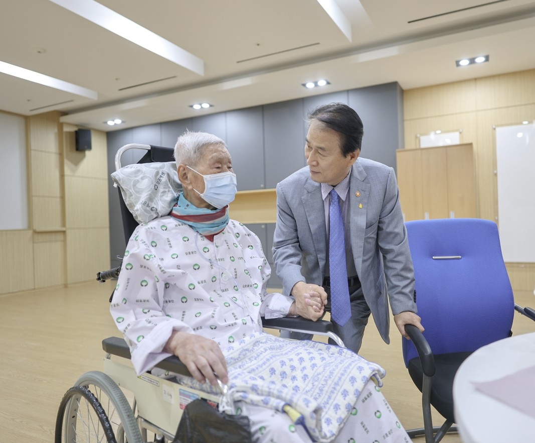보훈장관, 박운욱 재일학도의용군동지회장 위문방문