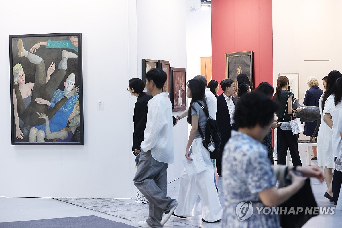 북적이는 키아프