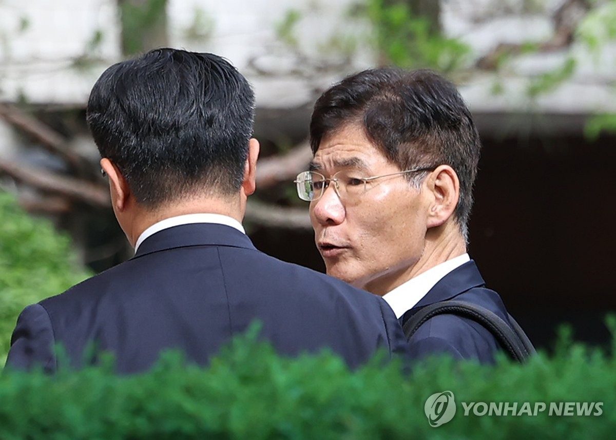 종합특검 출석한 안성식 전 해경 기획조정관