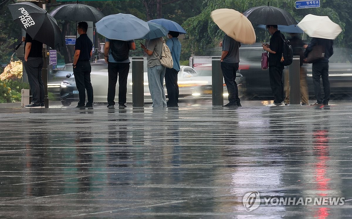 비 내리는 거리