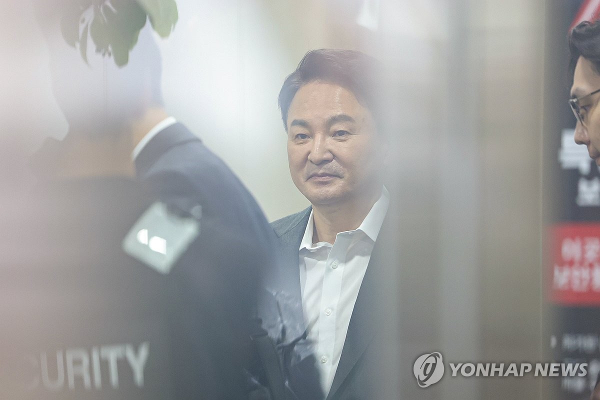 원희룡 전 장관, 특검 조사 출석