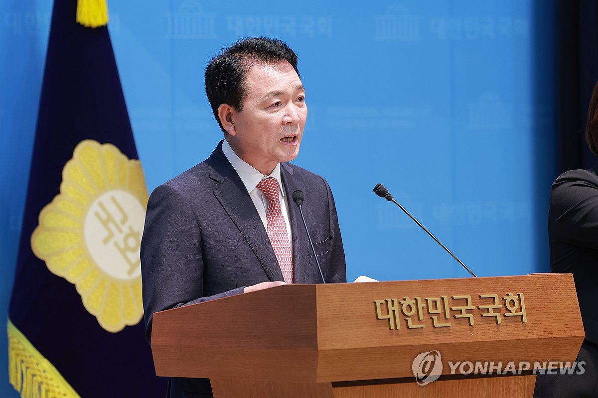 국민의힘 성일종 의원, 1군단 미 무인기 오인 사태 비판