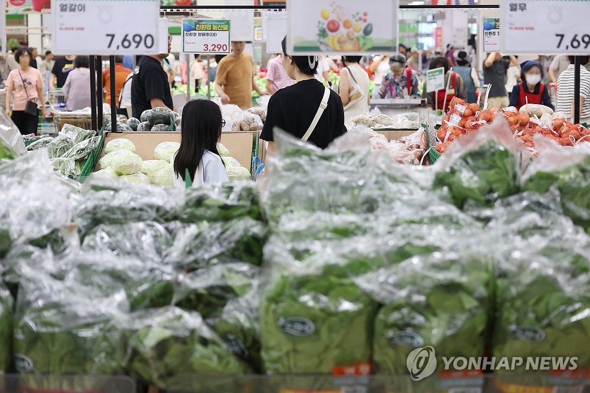 폭염에 시금치·오이·청상추 가격↑