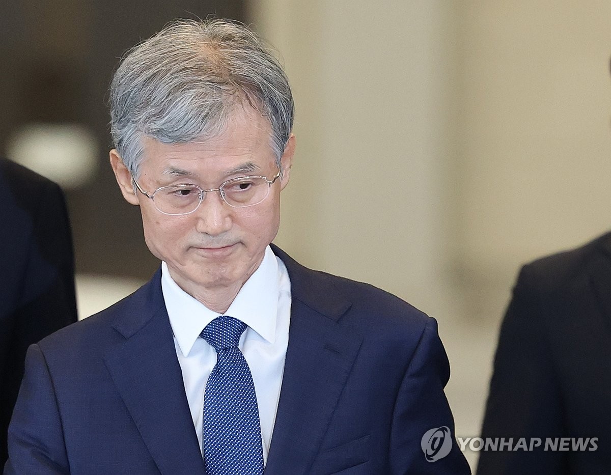 퇴근하는 조희대 대법원장