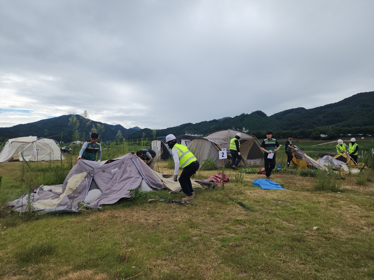 신용한 충북도지사, 불법 장박텐트 정비 '결실'