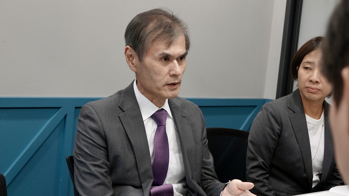 인터뷰하는 마쓰모토 가쓰오 일본국제협력기구(JICA·자이카) 대외 파트너십 이사