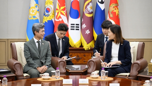 강신철 국방부 장관, 주한미국대사 접견