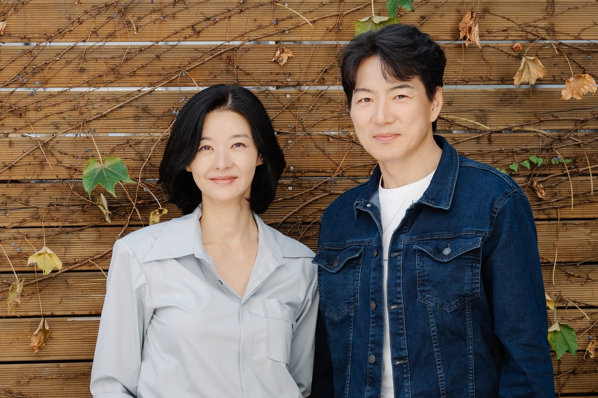 배우 송선미, 송일국 (왼쪽부터)