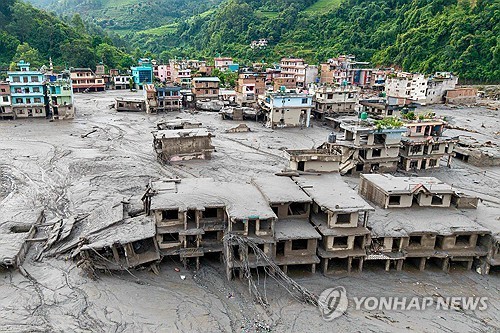 대홍수 휩쓴 네팔 누와코트 지역