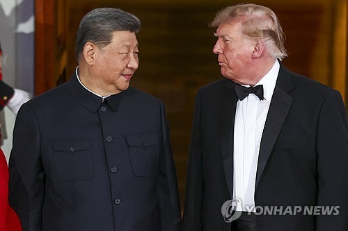 시진핑 주석(왼쪽)과 트럼프 대통령