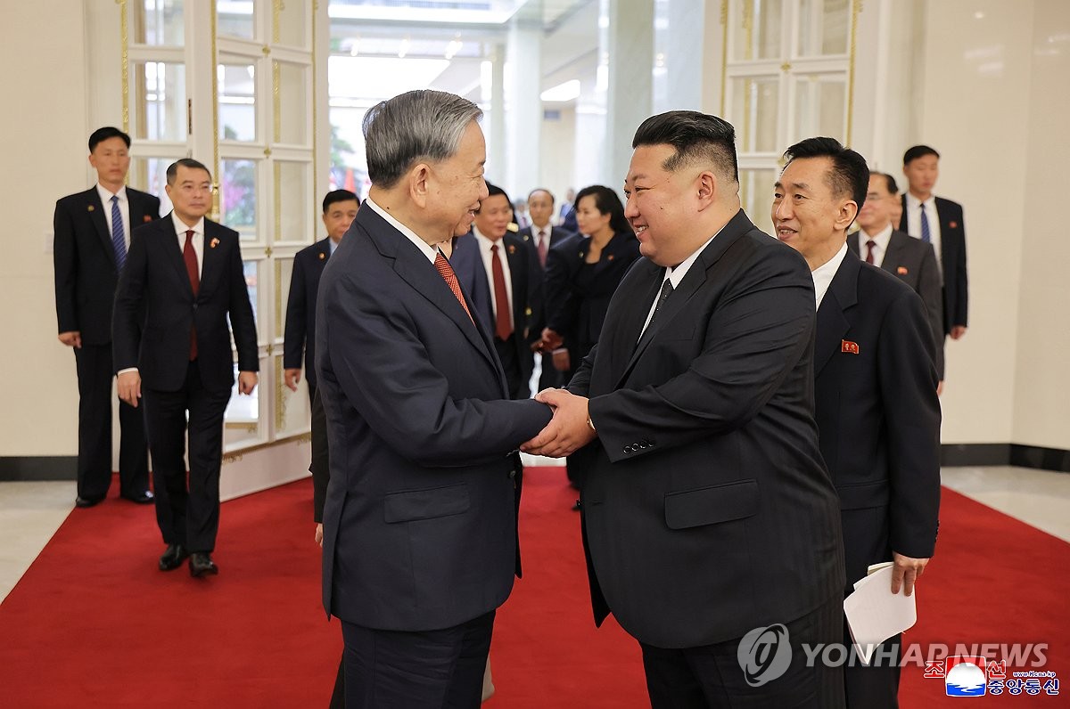 김정은, 베트남 공산당 총비서와 회담