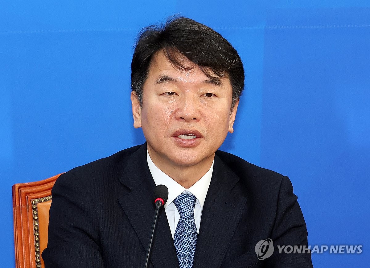 정책조정회의, 발언하는 문진석 원내대표 직무대행